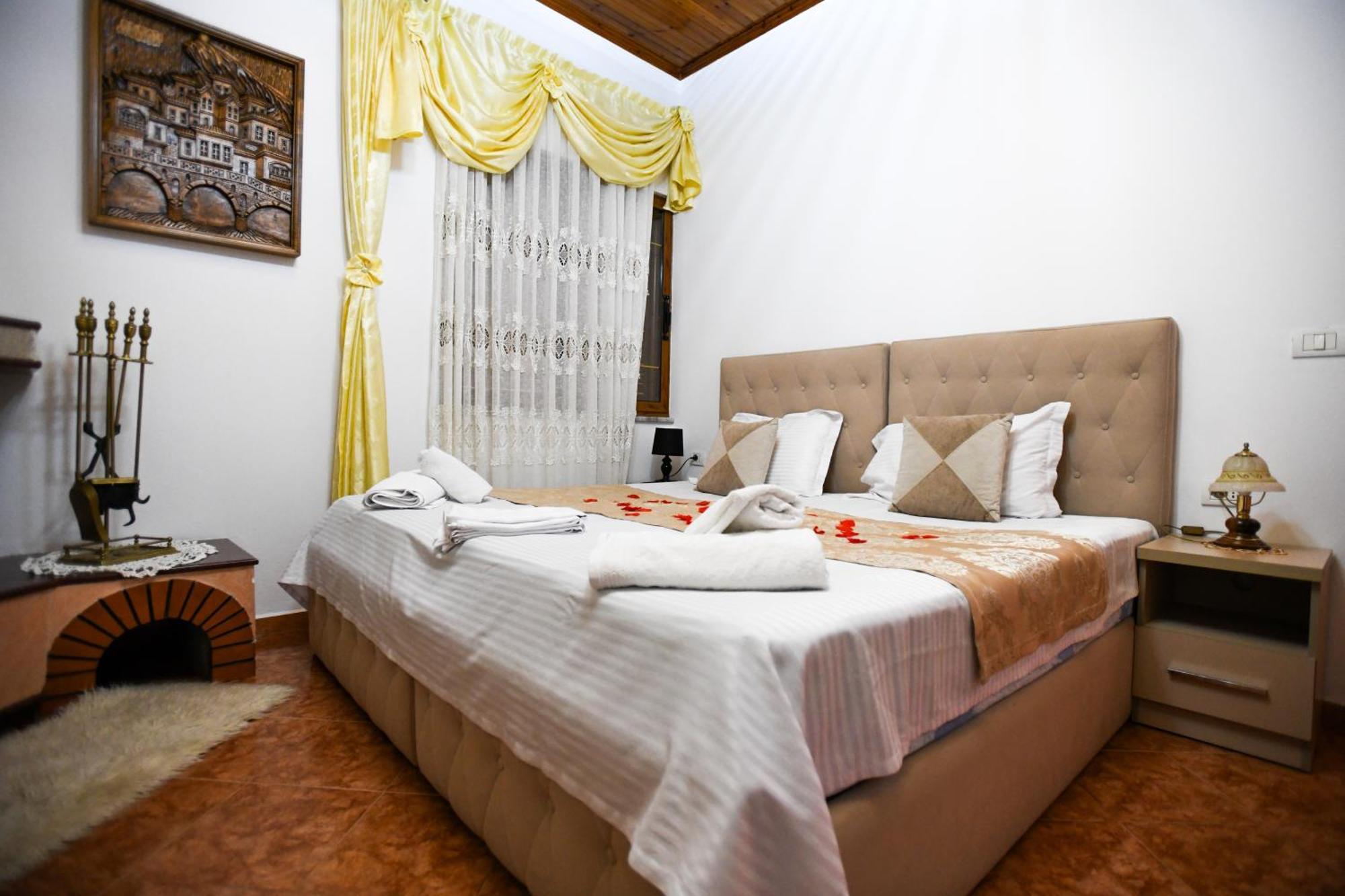 Villa Rezidenca Aurel Berat Exterior foto